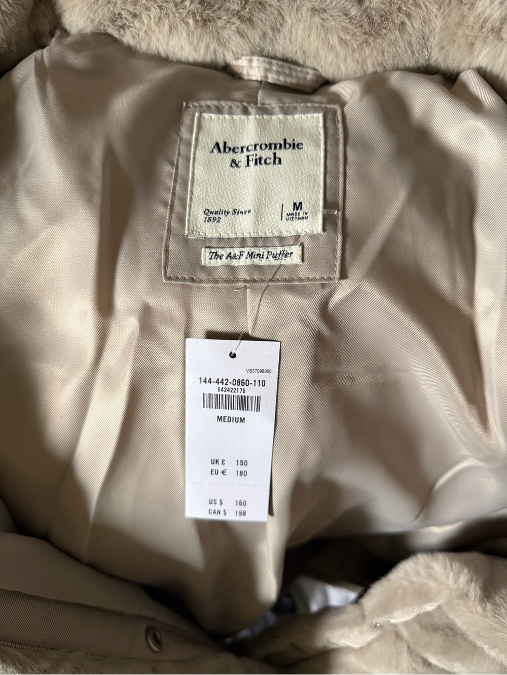 Abercrombie & Fitch Plush Teddy Jacket in Light Gray - Picture 2 of 6